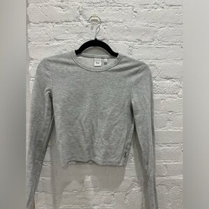 Aritzia Cropped Thermal